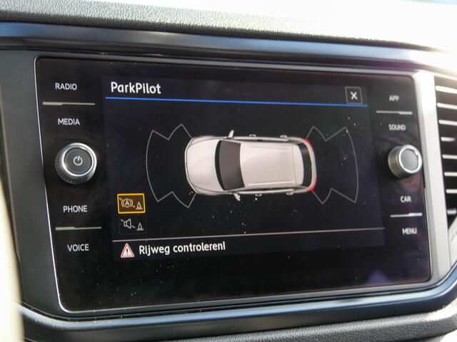 Volkswagen T-Roc 1.0 TSI 116PK Style | TREKHAAK | CARPLAY |