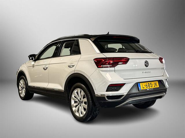 Volkswagen T-Roc 1.5 150pk TSI Sport Koplampverlichting LED 'Plus' | Navigatie 'Discover Media' | Adaptive Cruise Control