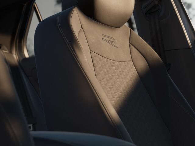 Volkswagen T-Roc 1.5 eTsi R-Line First Edition | Trekhaak | Black Style | Full LED | Stoel- & Stuurverwarming | Camera |