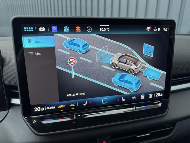 Volkswagen T-Roc 1.5 eTsi R-Line First Edition | Trekhaak wegkl. | 360 Camera | Panodak | Harman/Kardon | Prijs Rijklaar!!