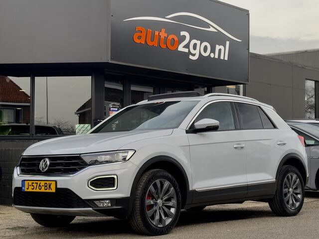 Volkswagen T-Roc 1.5 TSI AUT7 150PK PANODAK NAVI CAMERA DIGI-DASH APPLE-CARPLAY LED LMV PDC