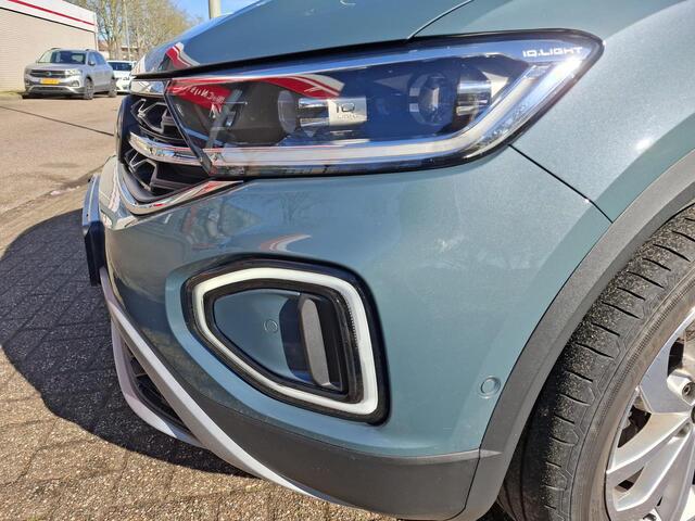 Volkswagen T-Roc 1.5 Style Automaat, Climatronic, Digitaal Ins