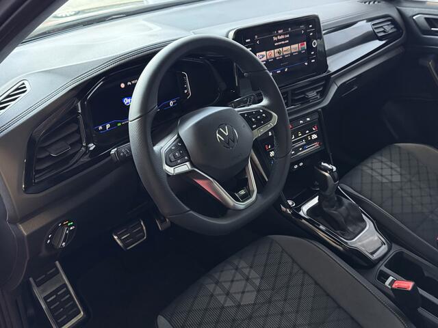 Volkswagen T-Roc 1.5 TSI 150PK R-LINE PANORAMA BLACKLINE EVO IQ LIGHT ALCANTARA ELEK.KLEP CARPLAY STOEL/STUUR VERW. 19"LMV VIR.COCKPIT 07/2025 ?Top Auto's Wijchen , 30 Jaar Specialist in Volkswagen : Alle Type's : R-Line Edition / Style / First Edition / Highline / Life