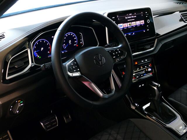 Volkswagen T-Roc ?NIEUWE AUTO? 1.5 TSI 150PK R-LINE EVO IQ LIGHT ALCANTARA ELEK.KLEP CARPLAY STOEL/STUUR VERW. 18"LMV VIR.COCKPIT RLINE R LINE ?Top Auto's Wijchen , 30 Jaar Specialist in Volkswagen : Alle Type's : R-Line Edition / Style / First Edition / Highline / Life 
