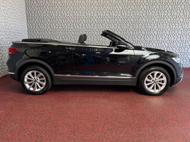 Volkswagen T-Roc Cabrio TSI VIR.COCKPIT CARPLAY NAVI IQ.LED STOEL/STUUR.VERW DAB ADAP.CRUISE 05/2024 ?Top Auto's Wijchen , 30 Jaar Specialist in Volkswagen : Alle Type's : R-Line Edition / Style / First Edition / Highline / Life , Zowel PHEV / HEV / MHEV / Benzine ?