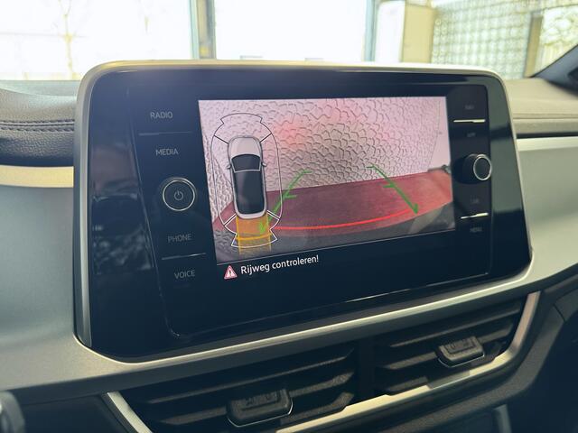 Volkswagen T-Roc Cabrio TSI VIR.COCKPIT CARPLAY NAVI IQ.LED STOEL/STUUR.VERW DAB ADAP.CRUISE 05/2024 ?Top Auto's Wijchen , 30 Jaar Specialist in Volkswagen : Alle Type's : R-Line Edition / Style / First Edition / Highline / Life , Zowel PHEV / HEV / MHEV / Benzine ?