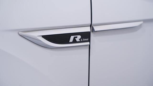 Volkswagen T-Roc 1.5 TSI R Line 1e Eig. NAP Led koplampen Panodak R-Line int./ext. 19 Inch Stoelverwarming