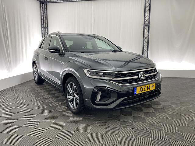 Volkswagen T-Roc 1.5 TSI R-Line Edition Automaat | Apple carplay | Trekhaak | ErgoActiv stoel | Camera | Parkeerhulp
