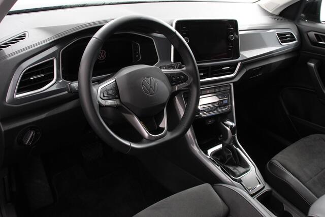 Volkswagen T-Roc 1.5 TSI DSG Style | Navigatie | Apple Carplay / Android Auto | Climate Control | Led | Digitale Cockpit | Adaptive Cruise Control | Trekhaak