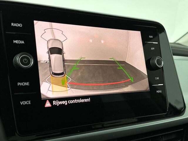 Volkswagen T-Roc Life Edition 1.0 85 kW / 116 pk TSI SUV 6 versn. H