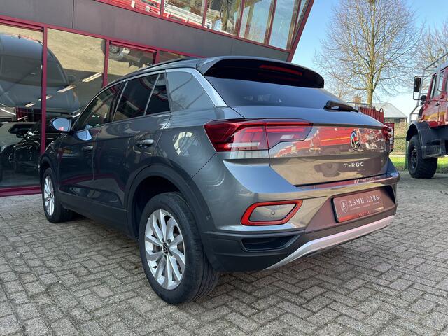 Volkswagen T-Roc 1.5 TSI Life Business | BTW | ACC | PDC | Keyless | Carplay | Stoelverw. |