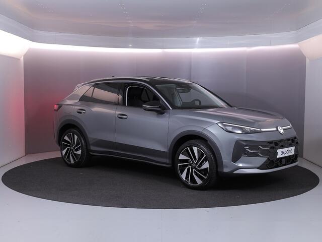 Volkswagen T-Roc Style First Edition 1.5 eTSI 85 kW / 116 PK SUV 7 | Assistance Pakket | Trekhaak | Elek. achterklep | Velgen 'Vancouver', 19 inch lichtmetaal | Zwart dak