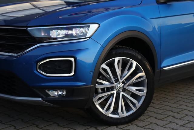 Volkswagen T-Roc 2.0 TSI 4Motion Sport | ACC | Virtual Cockpit | Trekhaak |