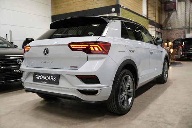 Volkswagen T-Roc 2.0 TSI 4Motion 190PK 3x R-Line * Pano - Trekhaak - Virtual - Camera - Keyless - Blind Spot - ACC *