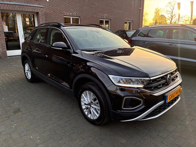 Volkswagen T-Roc 1.5 TSI LIFE BNS