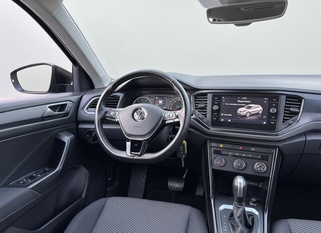 Volkswagen T-Roc 1.5 TSI 150PK DSG BUSINESS CARPLAY/NAVI/PDC