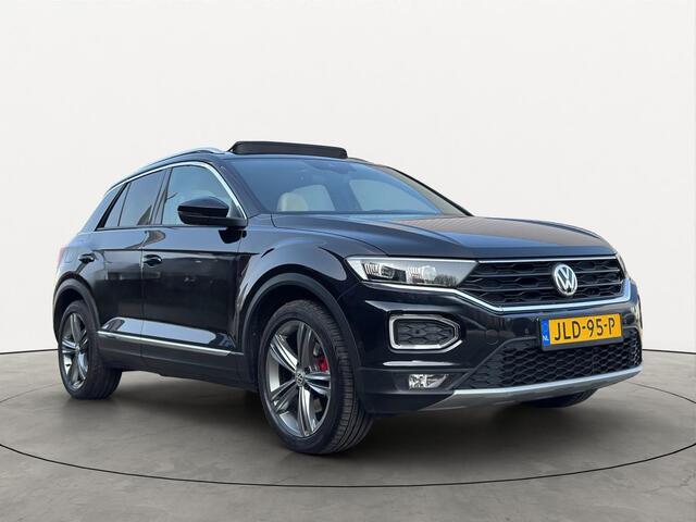 Volkswagen T-Roc 2.0 TSI 190PK 4Motion R-Line Pano Virtual Dode-hoek Beats