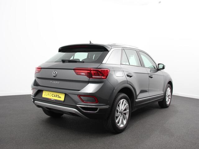 Volkswagen T-Roc 1.5 TSI 150pk DSG Style Plus | Navigatie | Apple Carplay/Android Auto | Parkeersensoren | Camera | Adaptive Cruise Control | Blind Spot Assist | Stoel- en stuurverwarming | Elektrische achterklep | Ledverlichting | Climate Control