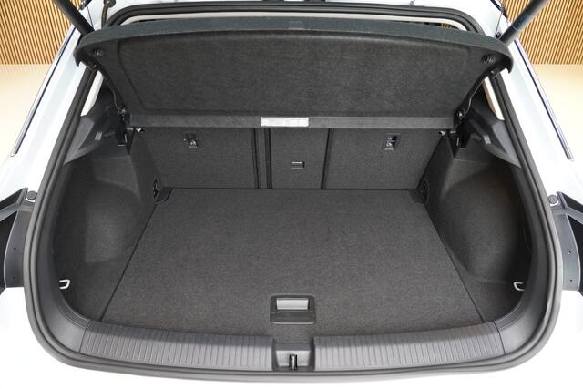 Volkswagen T-Roc 1.5TSI/150pk IQ.Drive DSG|2019|Trekhaak|Panoramadak|El.achterklep|PDC+Assist|Blindspot|Clima|Cruise+ACC|Navi