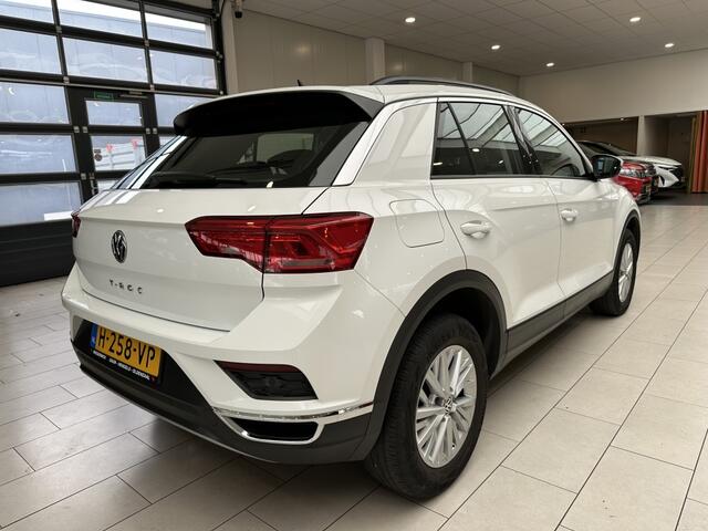 Volkswagen T-Roc 1.5 TSI Style [ ACC I NAVI I AIRCO I CARPLAY ]