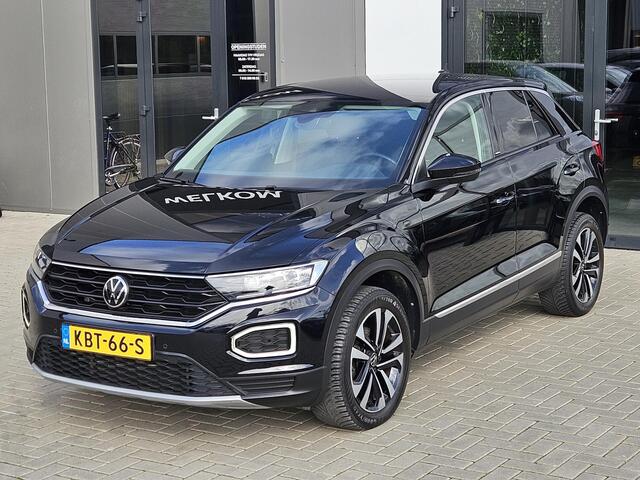 Volkswagen T-Roc 1.5 TSI United Automaat Carplay Camera Stoelvw
