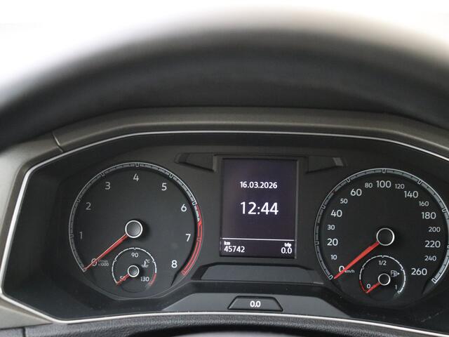 Volkswagen T-Roc 1.5 TSI Style Business | Stoelverwarming | Camera | Navigatie | Carplay |