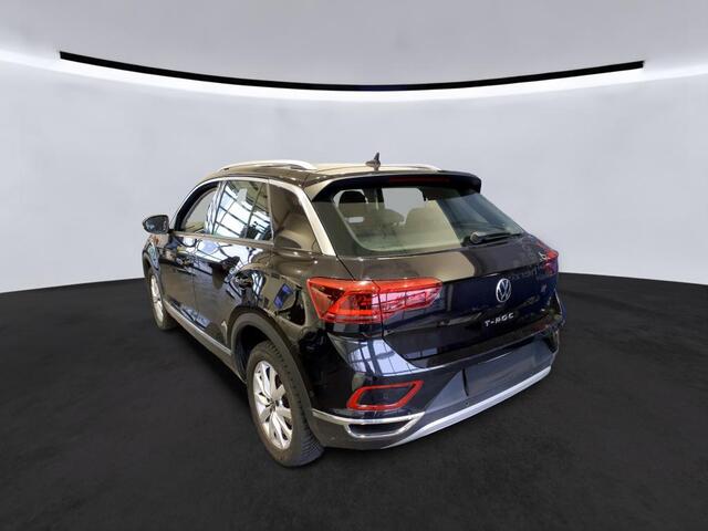 Volkswagen T-Roc 1.5 TSI Panoramadak | Standkachel | Virtual | Matrix LED IQ Light | Achteruitrijcamera | Carplay/Android | 19"Inch |