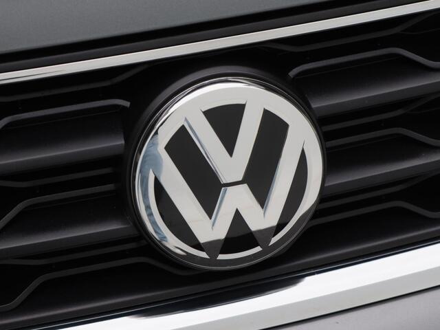 Volkswagen T-Roc 1.5 TSi 150 Pk Automaat Sport Business R-Line | Panoramadak | Adaptive Cruise | Climate Control | Stoelverwarming | Parkeersensoren | Bluetooth | Trekhaak | Navigatie | 19 Inch | 67.919 Km!!