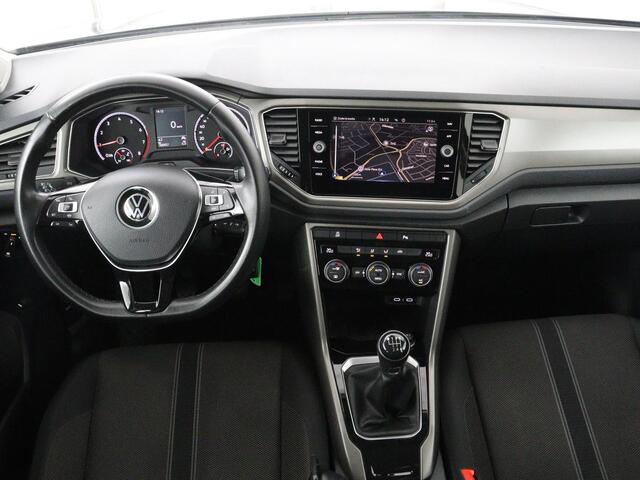 Volkswagen T-Roc 1.0 TSI Style Business | Adaptive cruise | Carplay | Navigatie | DAB | Climate control | Bluetooth | Parkeerhulp