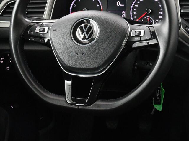 Volkswagen T-Roc 1.0 TSI Style Business | Adaptive cruise | Carplay | Navigatie | DAB | Climate control | Bluetooth | Parkeerhulp