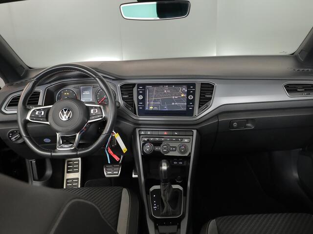 Volkswagen T-Roc Cabrio 1.5 TSI R-Line 150 pk Automaat (DSG) | Navigatie | Windscherm | Parkeersensoren | Stoelverwarming | Adaptieve cruise control |