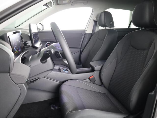 Volkswagen T-Roc Life First Edition 1.5 eTSI 85 kW / 116 PK SUV 7 v