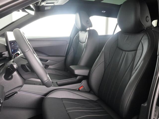 Volkswagen T-Roc R-Line First Edition 1.5 eTSI 110 kW / 150 PK SUV