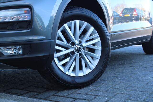 Volkswagen T-Roc 1.5 TSI Automaat Style Business | Adapt. Cruise | Camera | Verw. Voorstoelen | DAB | AppleCarplay | El. Achterklep |