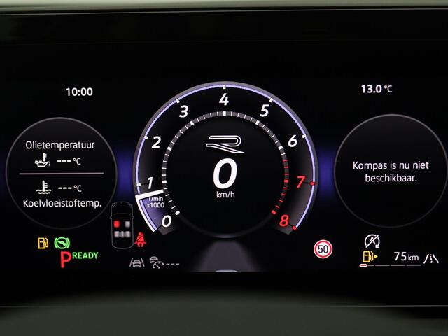 Volkswagen T-Roc 1.5 eTsi R-Line First Edition 150PK DSG Pano-Schuifdak, Trekhaak, Black Style, 20" LM Velgen, Keyless, Side Asisst, Matrix LED-Verlichting, Achteruitrijcamera