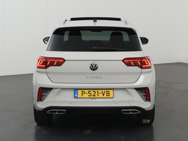 Volkswagen T-Roc 1.5 TSI R-Line | Panoramadak | LED | Groot Navigatie | Virtual Cockpit | Camera | DAB | Apple CarPlay/Android Auto | Stoelverwarming | Adaptieve Cruise Control | Ele. kofferdeksel | IQ Light |