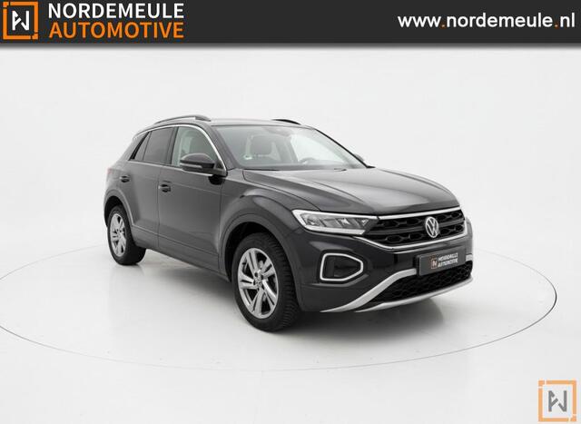 Volkswagen T-Roc 1.0 TSI Life. NAVI, LM VELGEN, AIRCO