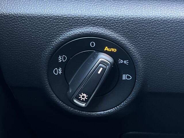 Volkswagen T-Roc 1.5 TSI Sport | Pano | Camera | Leder | LED