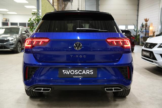 Volkswagen T-Roc 1.5 TSI R-Line * Pano - Keyless - Camera - 19" - Black Style - IQ Light - ACC *