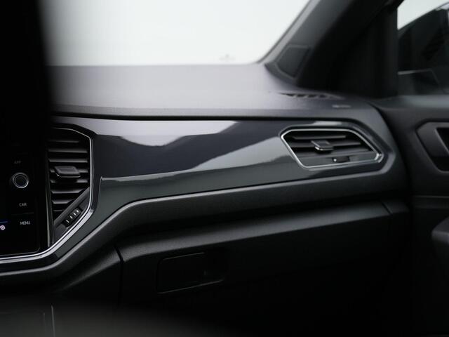 Volkswagen T-Roc 1.0 TSI 115 pk Sport | Achteruitrijcamera | Navigatie | Adaptive Cruise | Elektrische achterklep | Carplay