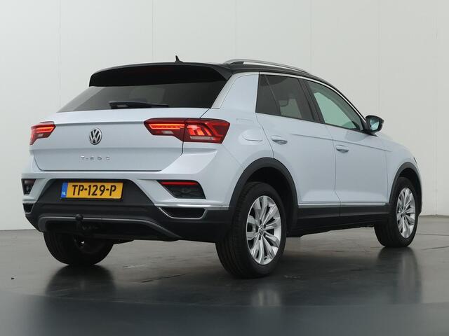 Volkswagen T-Roc 1.5 TSI Sport | Trekhaak | Virtual Cockpit | DAB | Navigatie | Apple CarPlay/Android Auto | Stoelverwarming | Adaptieve Cruise Control | Rijhulp-systeem | Ele.kofferdeksel |
