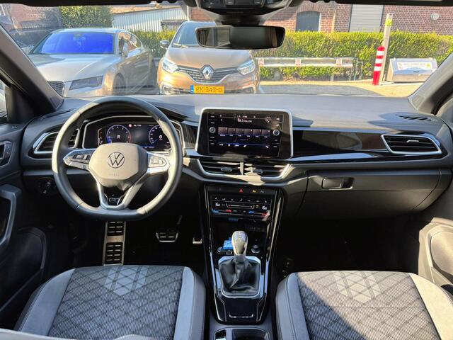 Volkswagen T-Roc 1.5 TSI R-Line Business+ IQ LIGHT | CAMERA | BLIND SPOT | ACC | STOEL- EN STUURVERWARMING