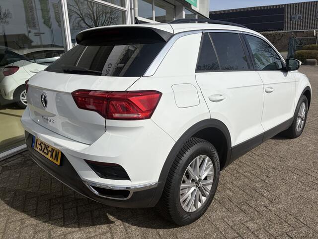 Volkswagen T-Roc 1.0 TSI Style, Carplay, Camera, Led, All season