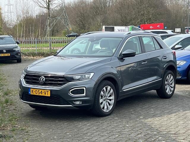 Volkswagen T-Roc 1.5 TSI 150pk Sport Navigatie