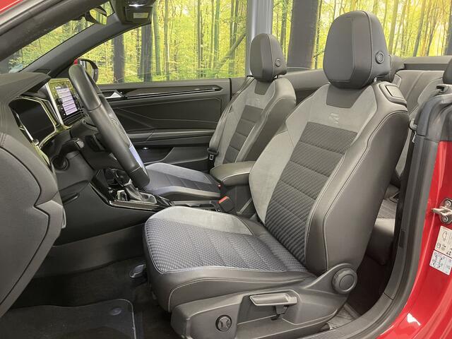 Volkswagen T-Roc Cabrio 1.5 TSI R-Line | Apple Carplay | Android Auto | Stuurverwarming | Stoelverwarming | Camera | Adaptieve Cruise Control | Lane Assist | Dodehoeksensor | DAB |