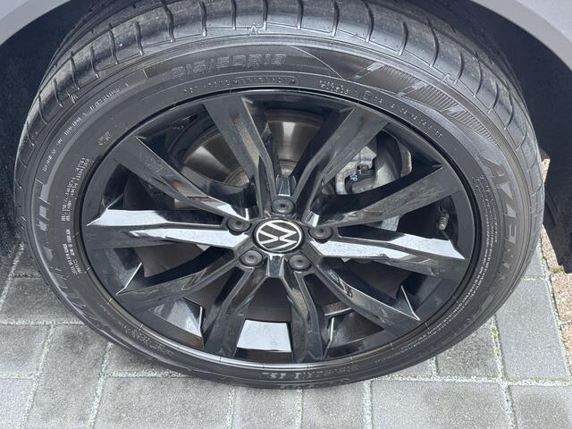 Volkswagen T-Roc 1.5 TSI Sport,Trekh,Navi,Carpl,Led,Cam,Cruise