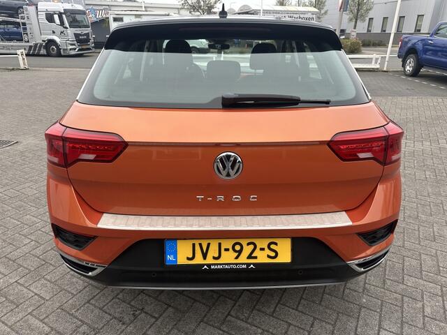 Volkswagen T-Roc 1.0 TSI Style Navi Trekhaak Bluetooth Stoelverwarming