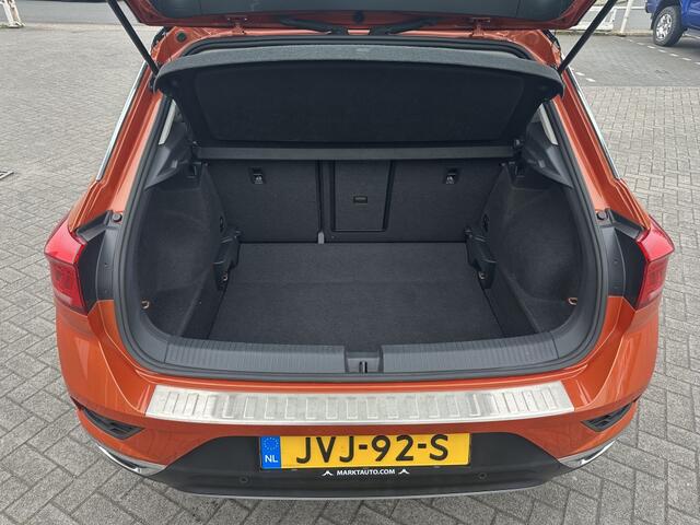 Volkswagen T-Roc 1.0 TSI Style Navi Trekhaak Bluetooth Stoelverwarming