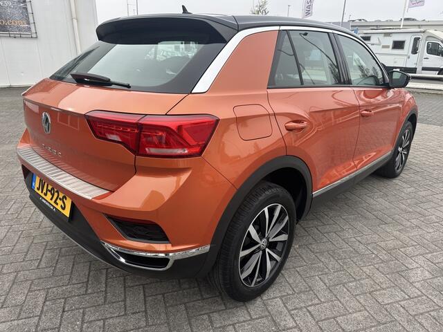 Volkswagen T-Roc 1.0 TSI Style Navi Trekhaak Bluetooth Stoelverwarming