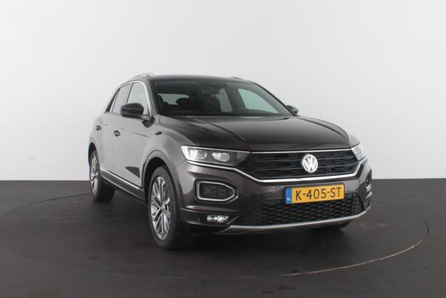 Volkswagen T-Roc 1.5 TSI Sport >150pk/DSG/Black Oak Brown/Camera/ACC/Stoelverwarming